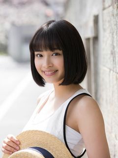 Suzu Hirose (広瀬すず)